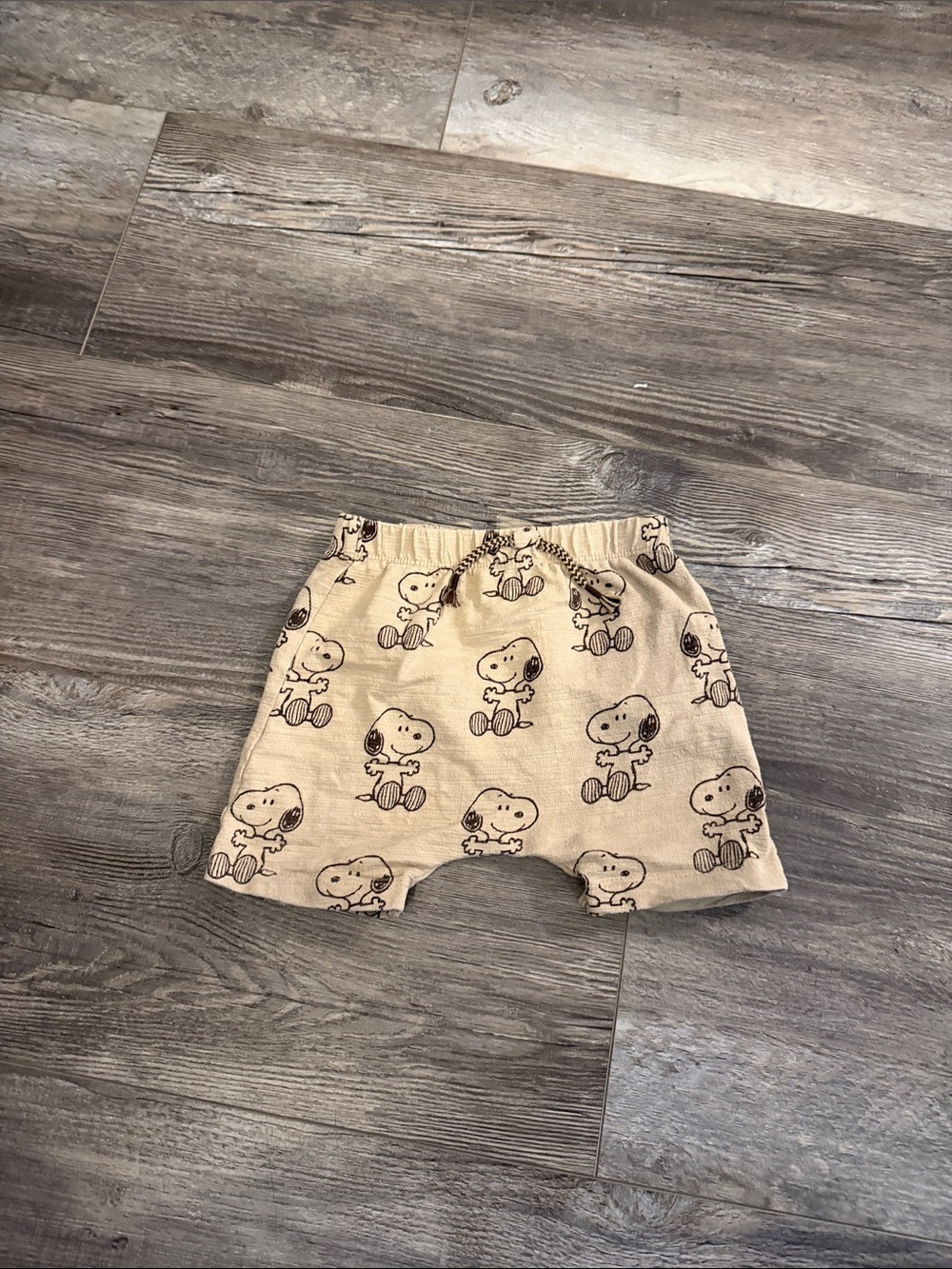 Joe Fresh Peanuts Beige Snoopy-Print Kids Shorts